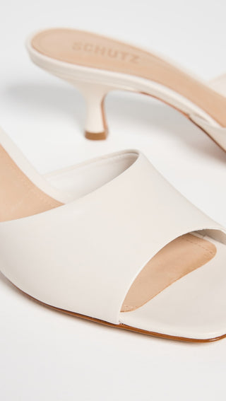 Dethalia Sandal Pearl