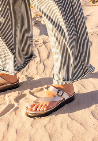 Alanza leather flat by L'Amour Des Pieds