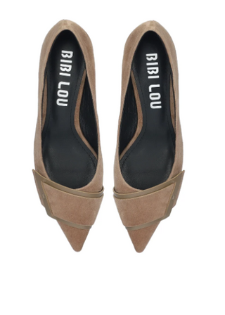 Astra Pump Taupe