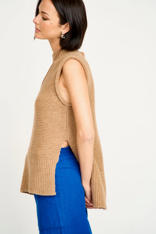 Aspen Vest Honey Wheat