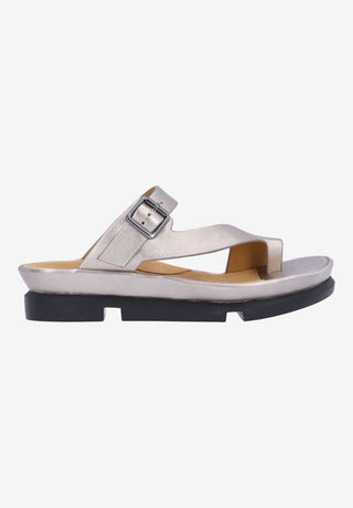 Alanza leather flat by L'Amour Des Pieds