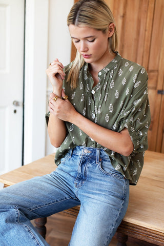 Mandarin Collar Top 2025