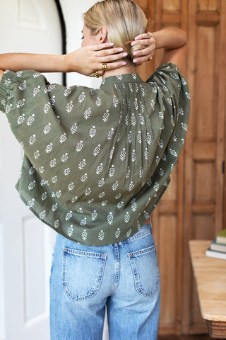 Mandarin Collar Top 2025