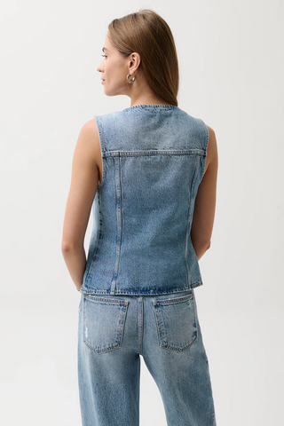 Gia Vest
