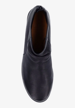Hadirat Boot