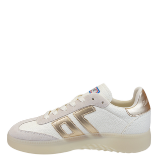 Boston Sneaker Back 70